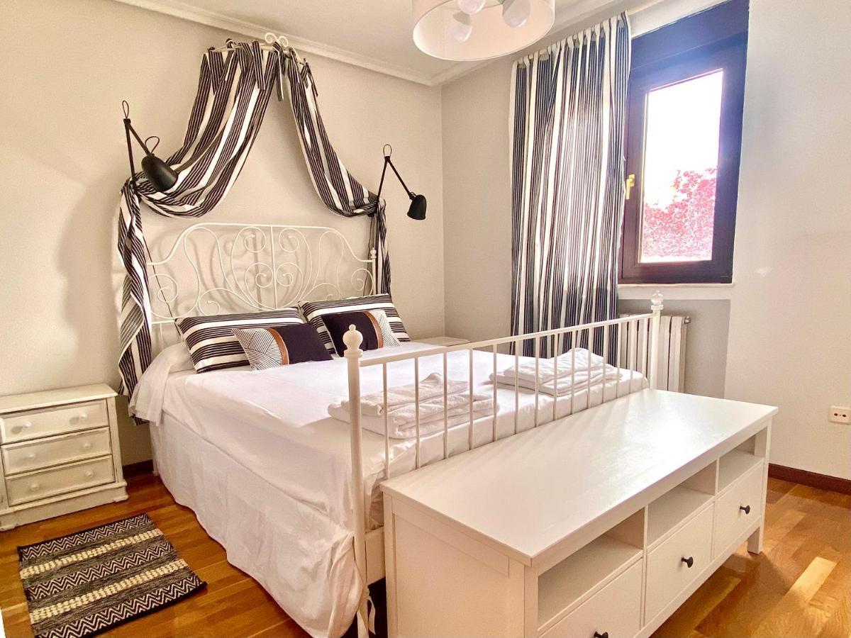 Housing Leon Casa Con Jardin Villa ภายนอก รูปภาพ